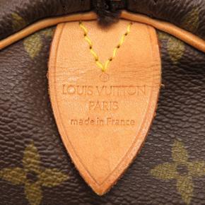 Louis Vuitton Coated Canvas Monogram Keepall 50 5