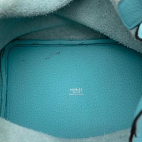 Clemence Blue Picotin Lock 18 4