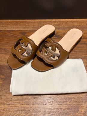 Gucci Tan Leather Flat Sandals 6