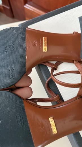 Gucci Tan Leather Horsebit Sandals 6