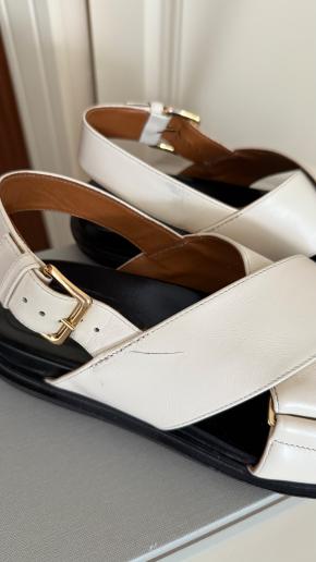 Marni Ivory Leather Flat Sandals 9