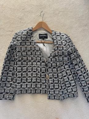 Chanel Short Black And Cream Tweed Jacket 4