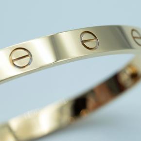 Cartier LOVE Classic 18ct Yellow-Gold Bracelet 18 7