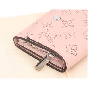 Louis Vuttion Iris Compact Wallet 7