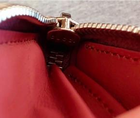 Gucci Supreme Bloom Purse 9