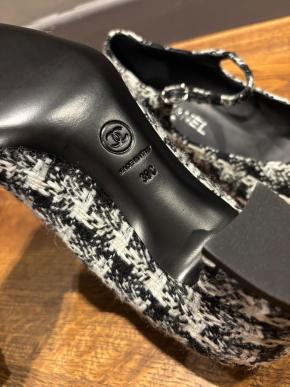 Chanel Tweed Mary Jane Heels 5