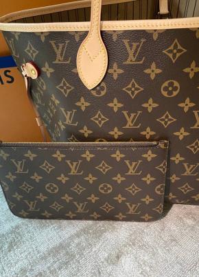 Louis Vuitton Medium Neverfull 3