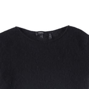 Theory Cashmere Top 7