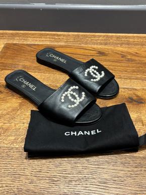 Chanel Embellished CC Slides 9