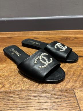 Chanel Embellished CC Slides 3