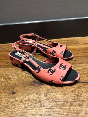 Chanel Pink CC Heeled Sandals 3