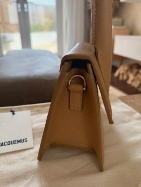 Jacquemus Medium Tan Leather Chiquito 4