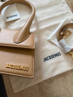 Jacquemus Medium Tan Leather Chiquito 11