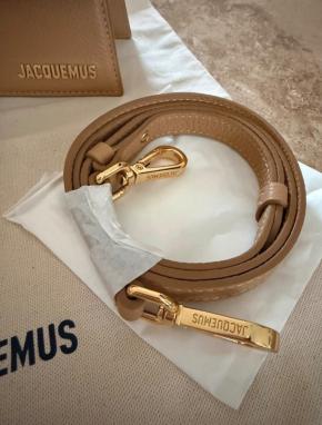 Jacquemus Medium Tan Leather Chiquito 12