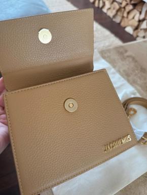 Jacquemus Medium Tan Leather Chiquito 7