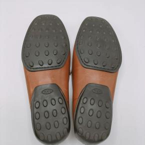 Tod's Tan Leather Loafers 5