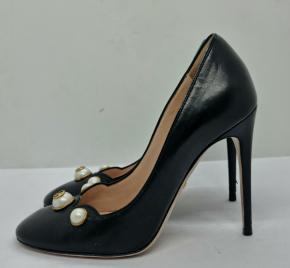Gucci Embellished Black Leather Pumps 5