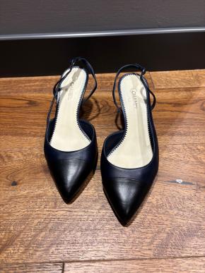 Chanel Bicolour Leather Slingback Sandals 8