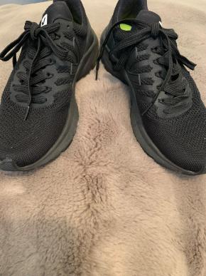 Veja Black Mesh/Leather Trainers 2