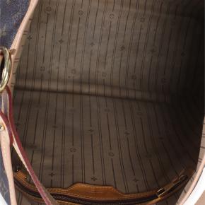 Louis Vuitton Coated Canvas Monogram Delightful GM 5