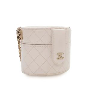 Chanel White Mini Quilted Lambskin CC Allure Vanity Case 3
