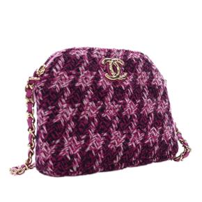 Chanel  Tweed Houndstooth Clutch On Chain 3
