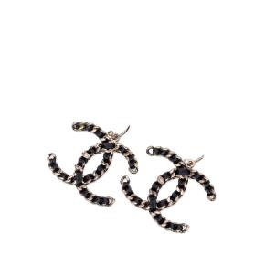 Chanel Chain Drop Hoop Push Back Earrings 4.5x4.2 cms 2