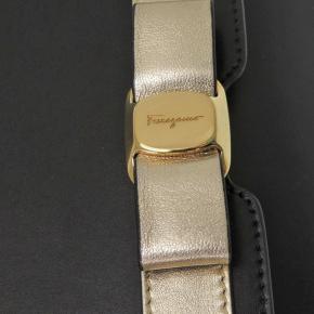 Ferragamo Black Leather Vara Bow Crossbody 9