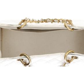 Chanel White Caviar Grand Shopping Tote 12