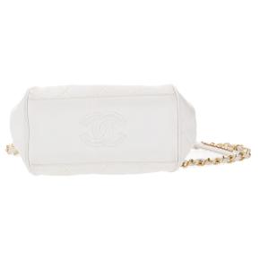 Chanel White Quilted Leather Shoulder Bag 10