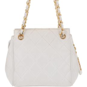 Chanel White Quilted Leather Shoulder Bag 3