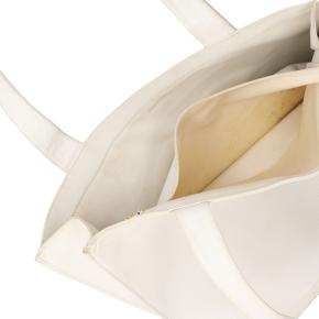 Chanel Vintage Leather CC Tote Bag 12