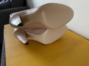 Fendi Beige Leather Boots 4