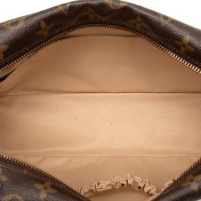 Louis Vuitton Coated Canvas Monogram Trousse Toilette 28 4