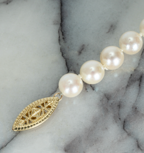 14k Yellow Gold Knotted Pearl Necklace 7
