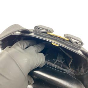 Ferragamo Black Leather Vara Bow Top Handle Bucket Bag 4