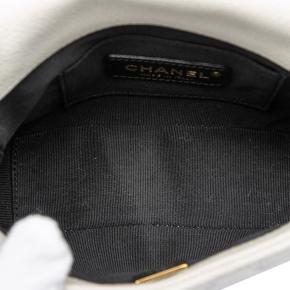 Chanel White Mini Quilted Caviar Chain Soul Flap 4
