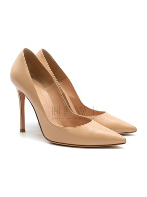 Gianvito Rossi Nude Leather Pumps