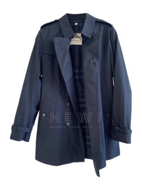 Burberry Men's slim-fit cotton gabardine signature trench