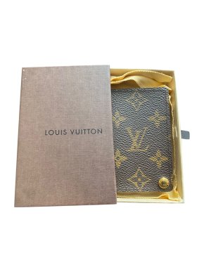 Louis Vuitton Monogram Card Holder