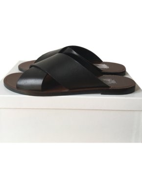 Max Mara Black Leather Crossover Slides