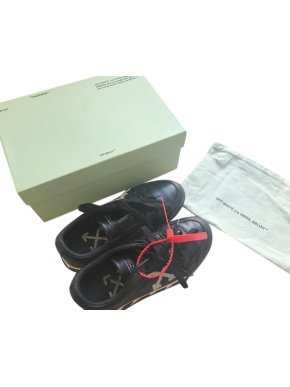 Off-White vulcanised low trainers in black.