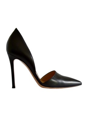 Gianvito Rossi black leather pumps