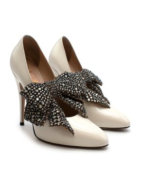 Gucci Ivory Glossed Pumps with Crystal Bow Embellishment