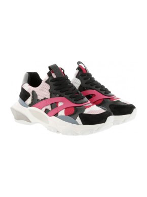 Valentino Garavani Bounce camo pink sneakers