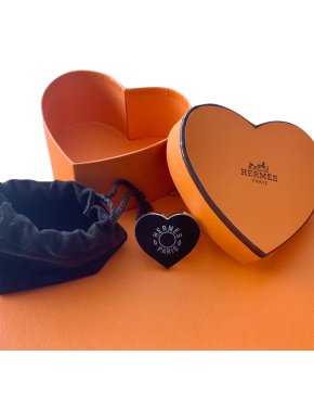 Hermes Valentines 2020 Black Heart Scarf Ring