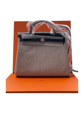 Hermes Ecru/Noir Herbag Zip 31 Retourne PHW
