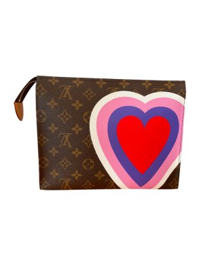 Louis Vuitton limited edition clutch Game On Cruise 2021