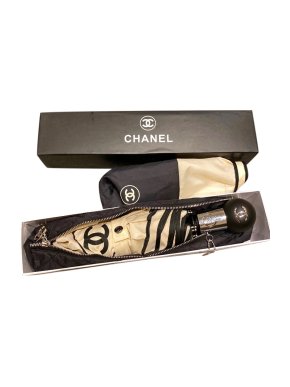 Chanel ivory/Black Nylon Umbrella with Quilted Case