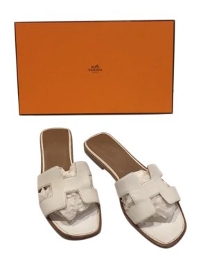 Hermes White Leather Oran Sandals